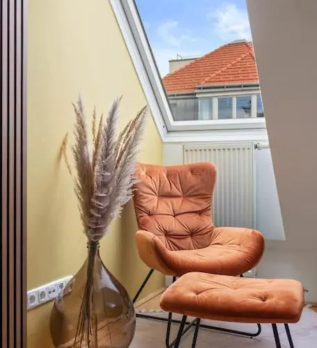 דירה Luxury Loft View - 4 Bedrooms - Gym - Near Centre - Schoenbrunn - Book Parking With Us וינה