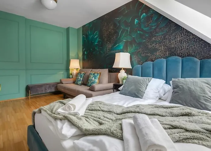דירה Luxury Loft View - 4 Bedrooms - Gym - Near Centre - Schoenbrunn - Book Parking With Us וינה