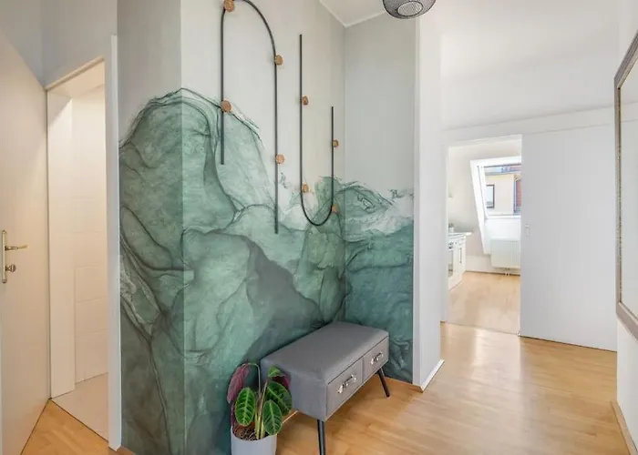 Luxury Loft View - 4 Bedrooms - Gym - Near Centre - Schoenbrunn - Book Parking With Us דירה וינה