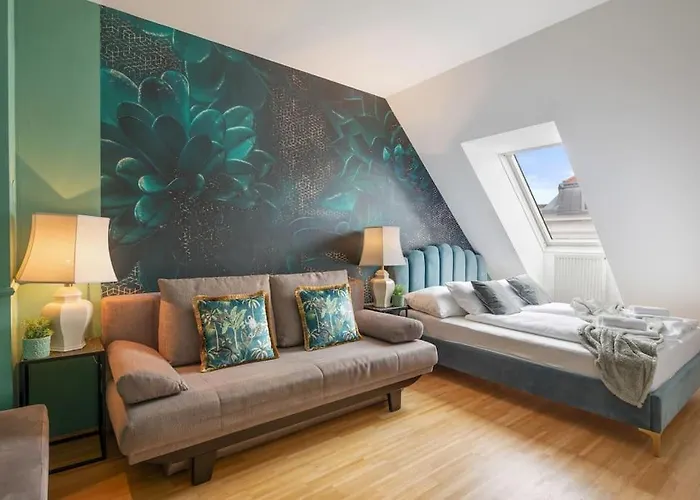דירה Luxury Loft View - 4 Bedrooms - Gym - Near Centre - Schoenbrunn - Book Parking With Us וינה